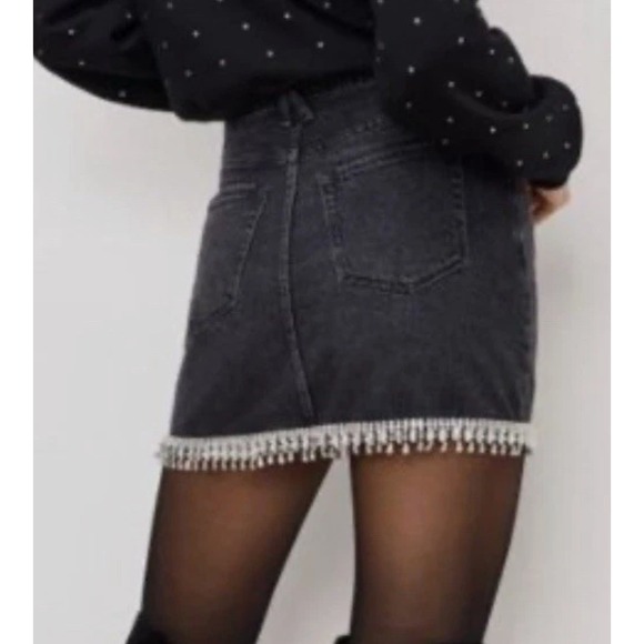 GOOD AMERICAN NWT Denim Crystal Trim Skirt Size 8 $150‎ Retail - Picture 2 of 10